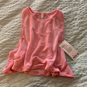 Lululemon Stronger as one muscle tank